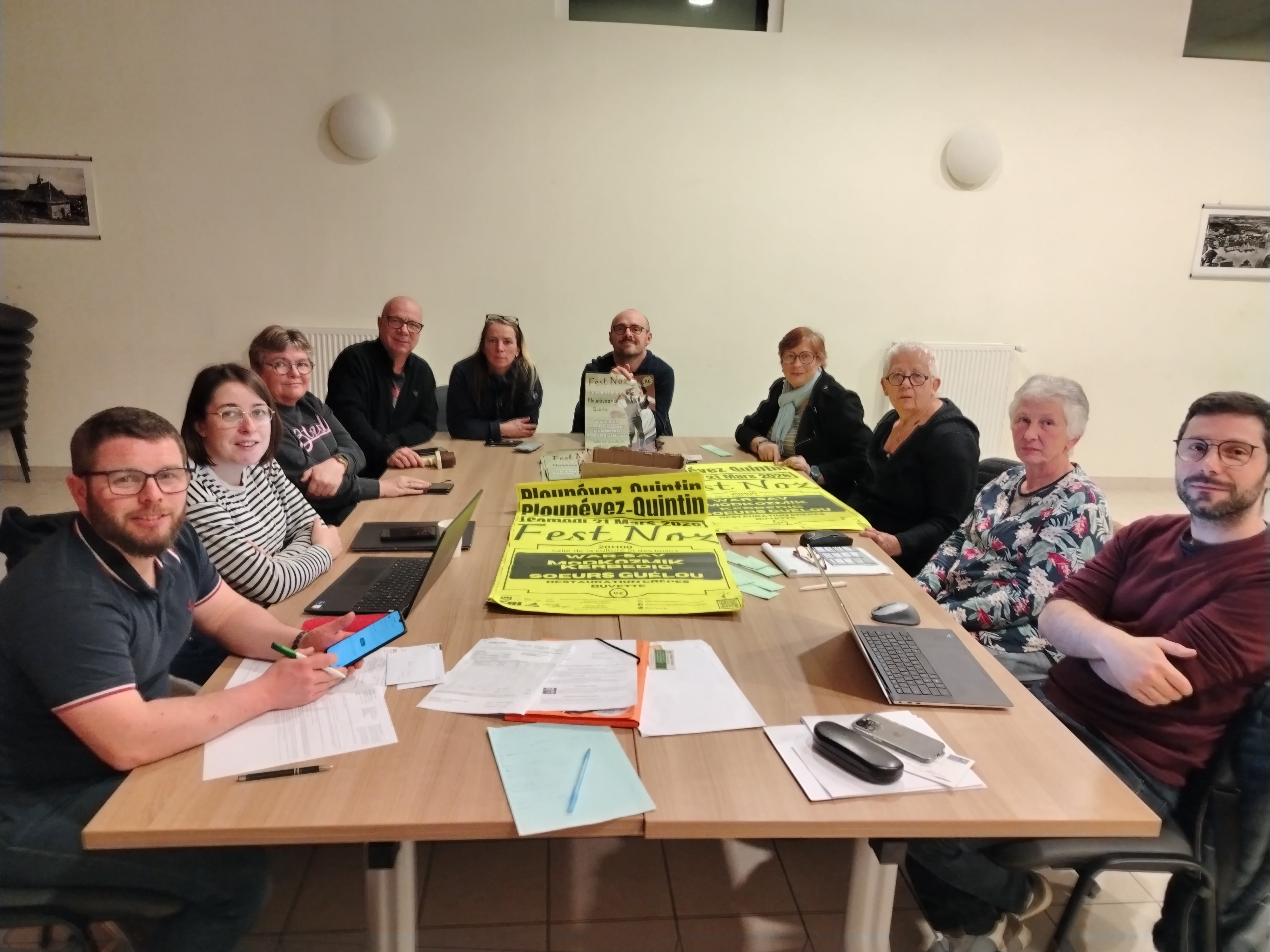 Samedi 21 mars , l'association Mignoned Sant Roch organise un fest-noz à Plounévez-Quintin